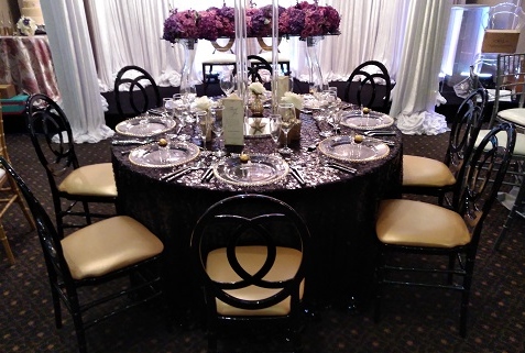 Black Curve with Gold Pad